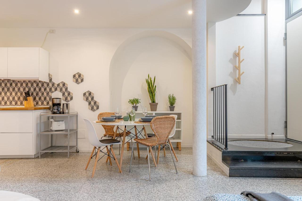 شقة Moderno Loft A Due Passi Dal Lago تورنو المظهر الخارجي الصورة